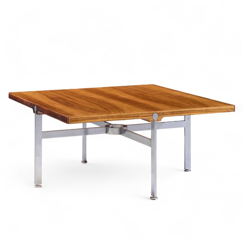 Illum Wikkelsø for Søren Willadsen Møbelfabrik Mid Century Rosewood Coffee Table