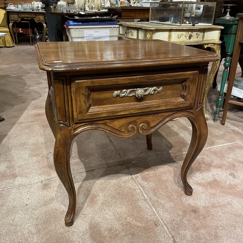 Drexel Heritage End Table High 24 Inches / Wide 24 / Long 19 Good Condition gallery