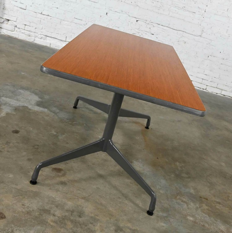 Vintage MCM Eames for Herman Miller Segmented Taupe Base Table Rectangular Top gallery
