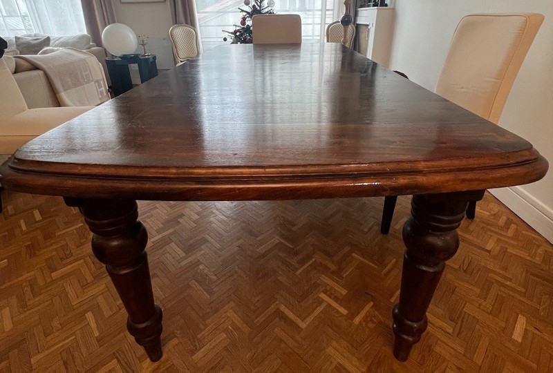 Antique French Solid Walnut Dining Table – 19th Century - Louis-Philippe Style