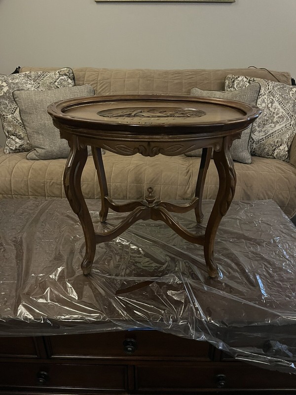 Antique Oval Carved Accent Table With Serving Tray (needs New Glass In Tray)