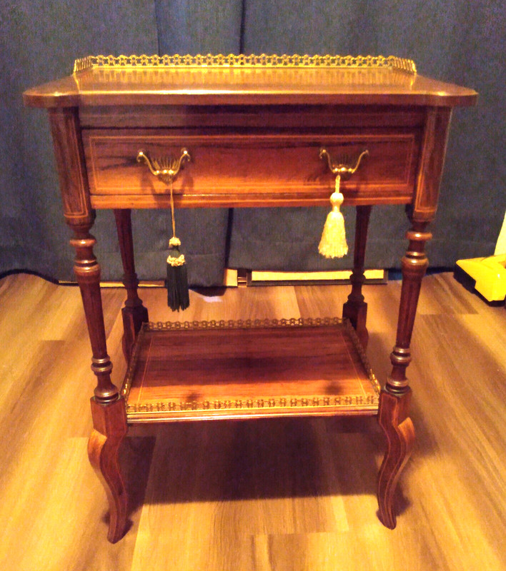 FINE REGENCY (1830) DRAWING ROOM TABLE, ROSEWOOD & MAHOGANY w ORIGINAL BRASS gallery