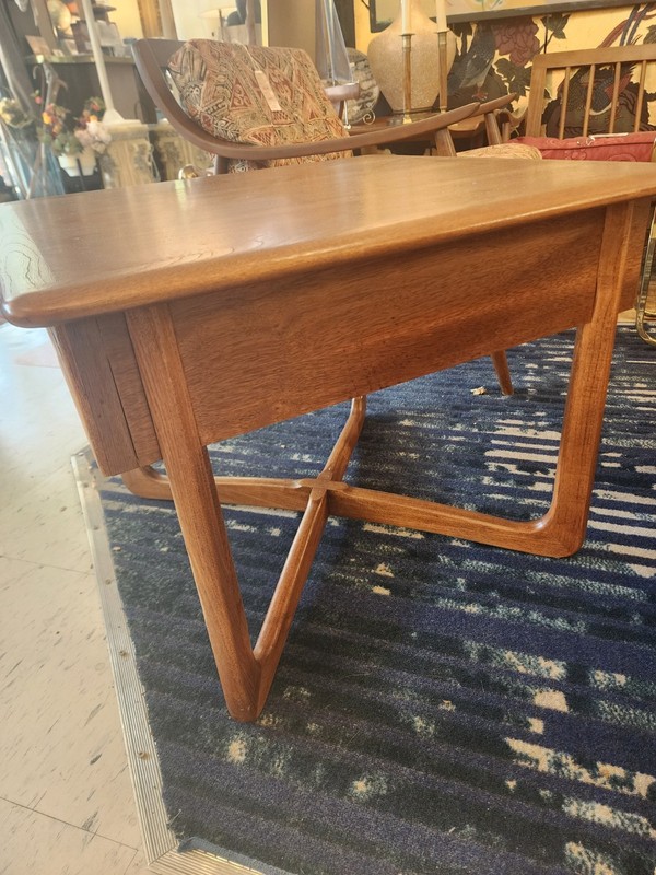 Vintage Single Drawer Lane Side Table/ nightstand. gallery