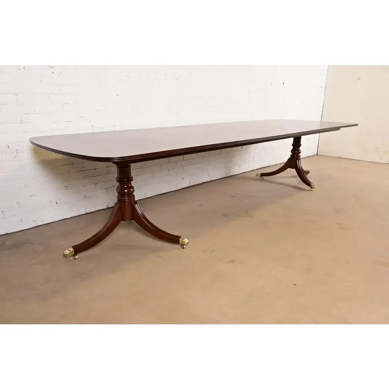Henredon Georgian Banded Mahogany Pedestal Extension Dining Table, Refinished gallery