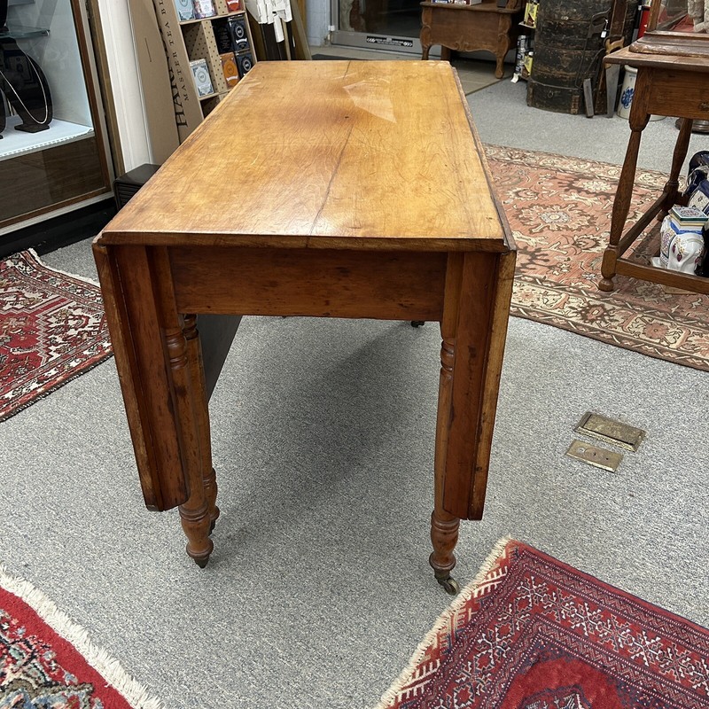 Stunning Antique Large Sheraton Drop Leaf Table With turned legs gallery