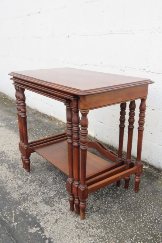 Early 1900s Mahogany Nesting Side End Tables Set of Three 6225 gallery