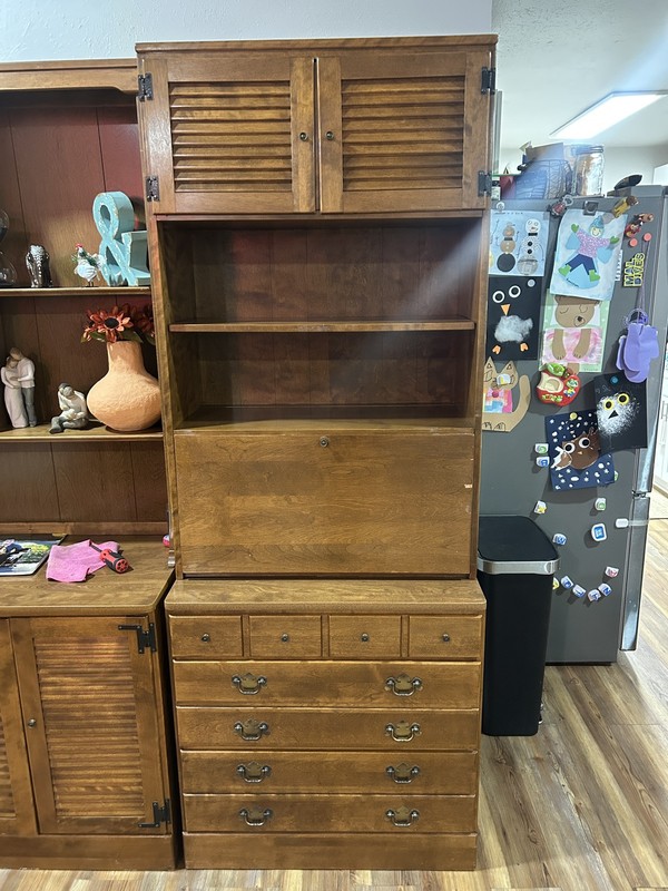 Ethan Allen Heirloom Maple Nutmeg Chest With Secretary Bookcase