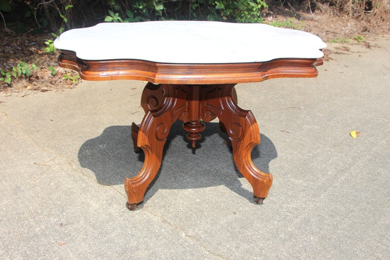 Walnut Victorian Renaissance Revival Marble Turtle Top Coffee Table ~ Ca.1870