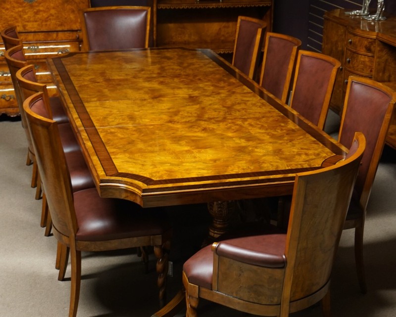Beautiful 9′ traditional Ash wood 2 pedestal formal dining table