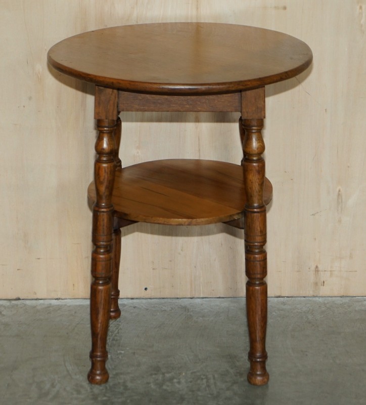 LOVELY CIRCA 1900 ENGLISH OAK SIDE TABLE WITH TURNED LEGS AND A NICE RICH PATINA gallery