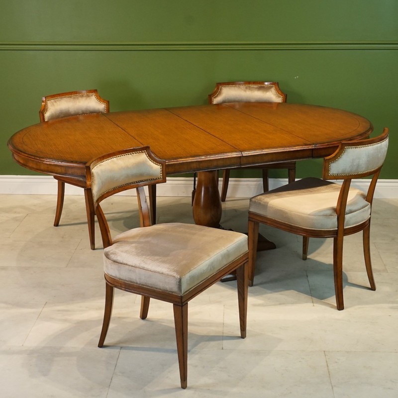 Beautiful 7′ transitional Oak oval round pedestal dining Kitchen table