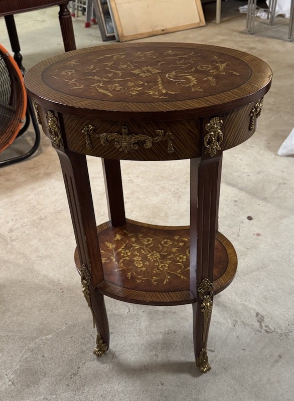French Louis XV Style Mahogany 20” Oval Side Table Accent Table gallery