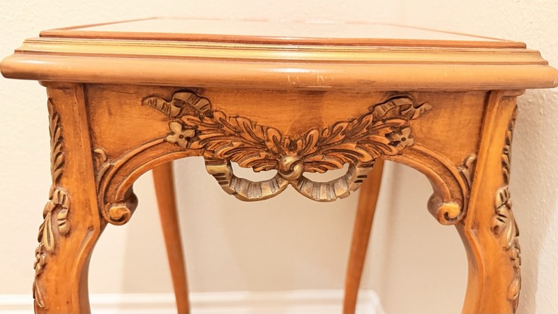 Vintage Italian Rococo Carved Wood Accent Table Made In Italy Louis XVStyle gallery