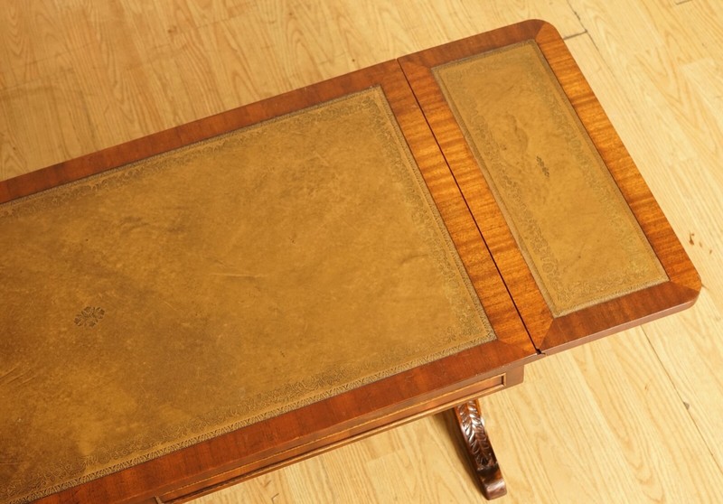 VINTAGE BEVAN FUNNELL EXTENDING MAHOGANY COFFEE TABLE WITH LEATHER TOP gallery