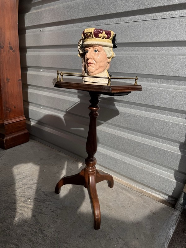 Vintage Ethan Allen Georgian Court Hexagon Side Table Pedestal Accent