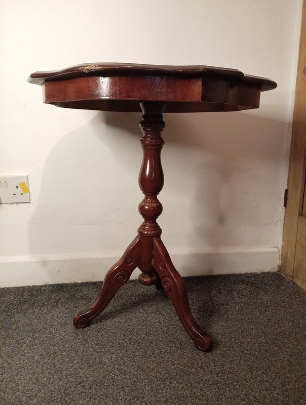 Vintage Coffee Table Inlaid Flower Design Mahogany Antique looking 3-Legs Table gallery