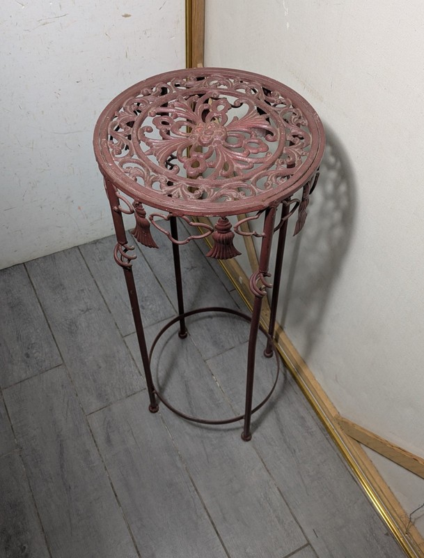 Vintage Rustic Wrought Iron Round Plant Stand Table Shabby Chic Victorian M23