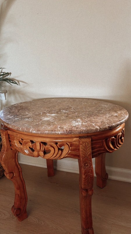 20th Century Oval Pink Marble Top Occasional Table