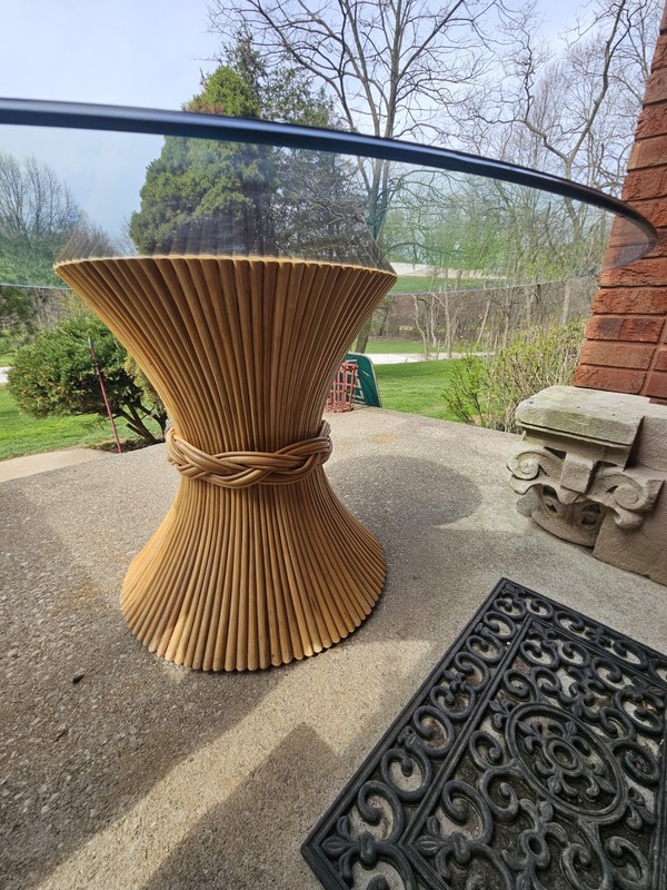 VINTAGE RATTAN BAMBOO DINING TABLE SHEAF OF WHEAT DESIGN CIRCULAR GLASS TOP gallery