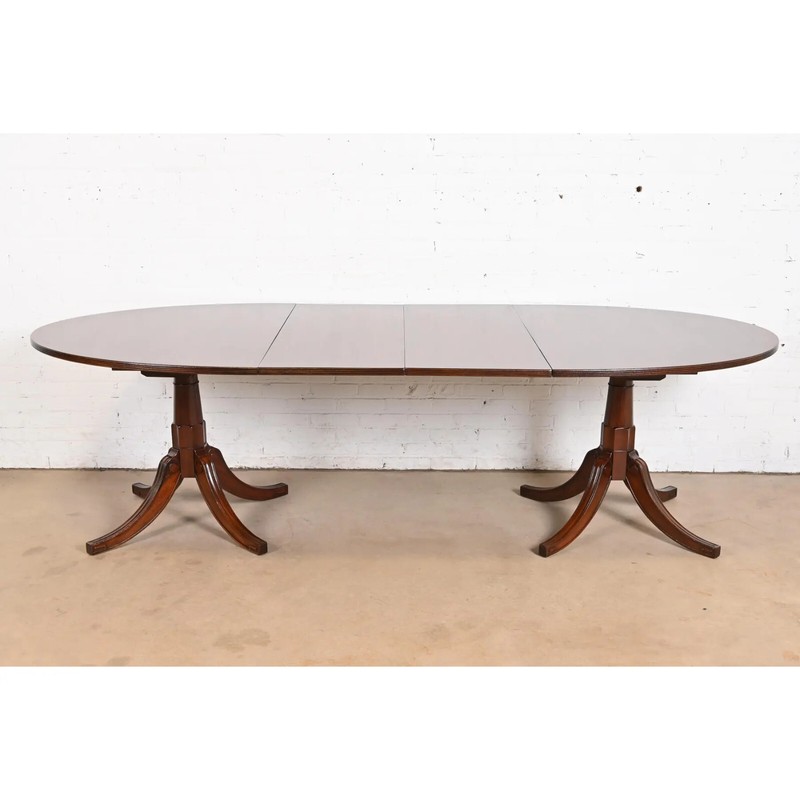 Baker Furniture Style Georgian Mahogany Extension Dining Table, Newly Refinished gallery