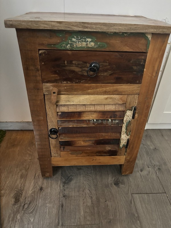 Vintage End Table With Fastened/baby Proof Swivel gallery