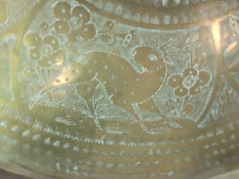 MCM Hollywood Regency Vintage Spider Leg Moroccan Brass Tray Coffee Table 30" gallery