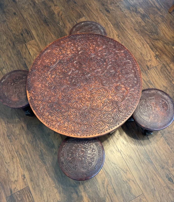 Rare Peruvian Hand Tooled Leather Wooden Coffee Table With 4 Stools Vintage gallery
