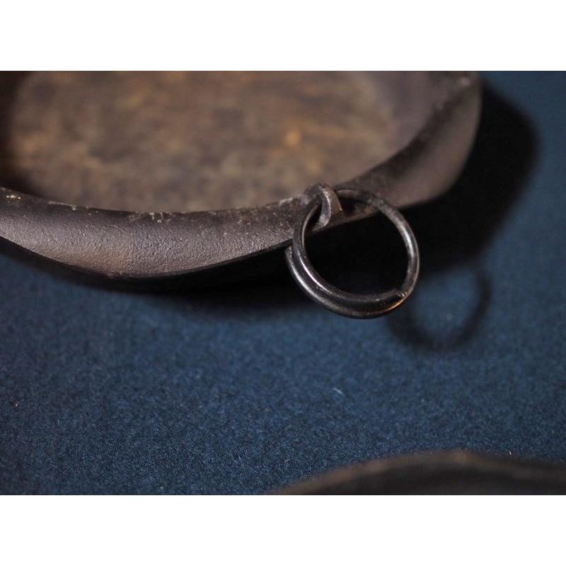 Used Nanbu Tekki Shallow Iron Pot 22cm (8.7in) Japan D gallery