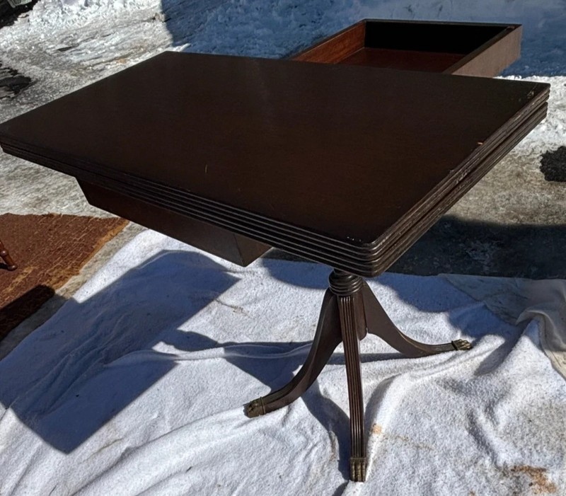 Vintage Mahogany Federal-Style Drop-Leaf Pedestal Table – Brass Paw Feet gallery