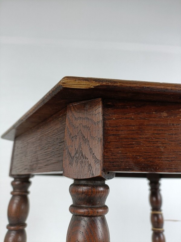 Antique Coffee Side Occasional Table Bobbin Legs Barn Farmhouse style gorgeous gallery