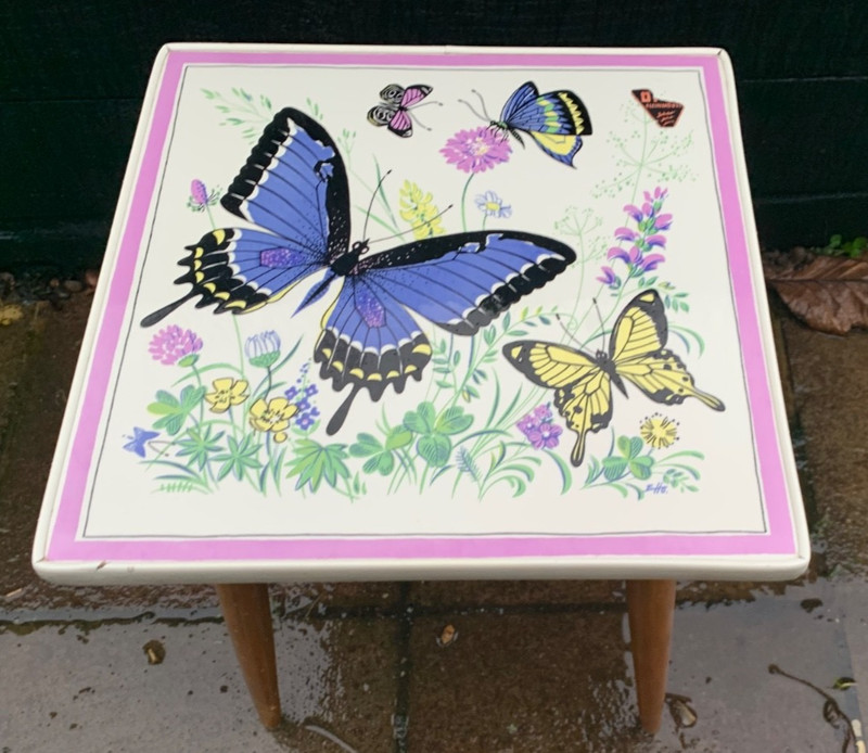 Vintage small side table 50s 60s Kleinmobel tile top butterflies rockabilly gallery