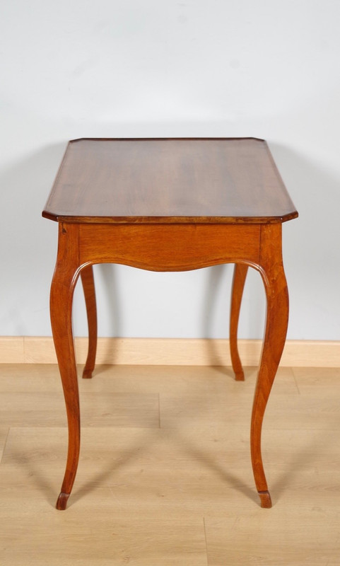 Louis XV era writing table gallery