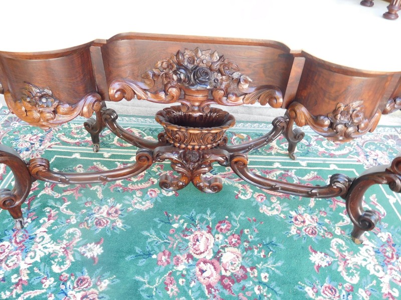 SUPERIOR VICTORIAN J & JW MEEKS ROSEWOOD DRESSING TABLE gallery