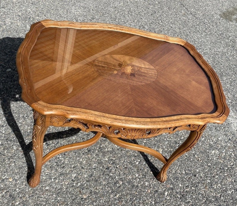 20th C. French Provincial Louis XV Carved Marquetry Inlay End Table w Glass Tray