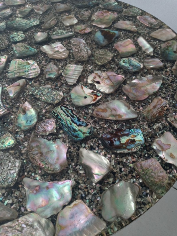 Mid Century Modern Abalone Shell Resin Tripod Side Table 18" New Designs Inc.USA gallery