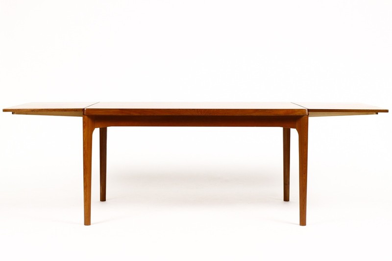 Danish Modern / Mid Century Teak Expandable Dining Table — Henning Kjaernulf gallery