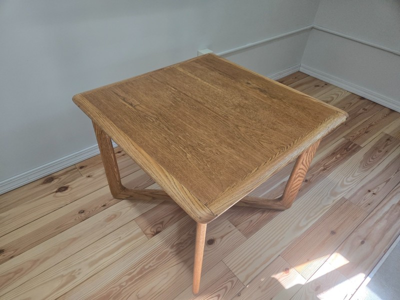 Lane Perception Mid-Century Modern Square Table