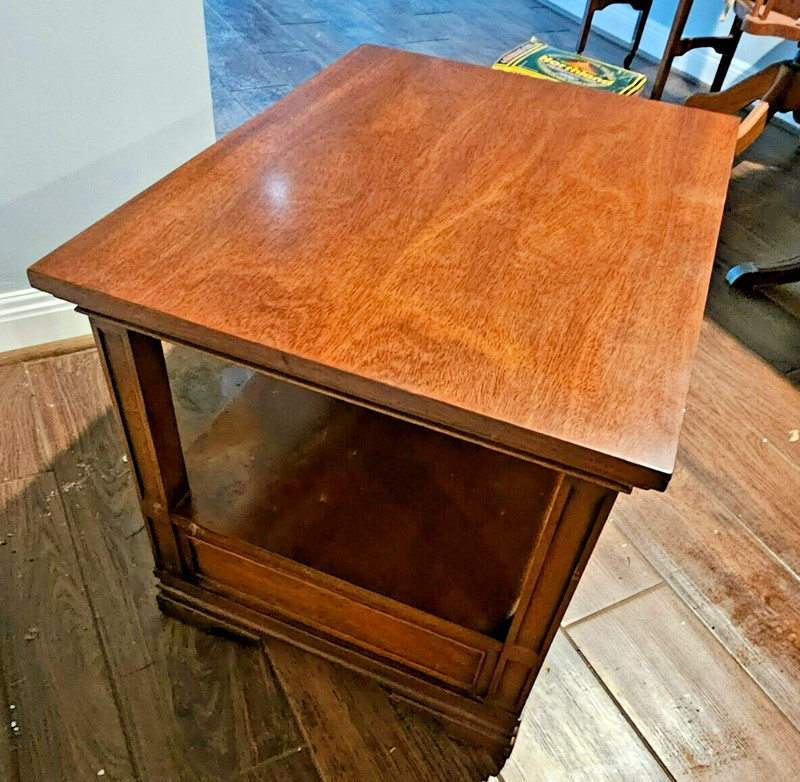 Mid-Century Mahogany End Table by Columbia Manufacturing gallery