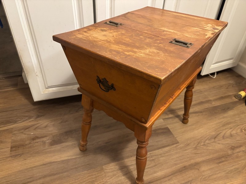 Maple Dough Proof Box Rustic End Table Lift Top 22″ x 22.5″ x 12”