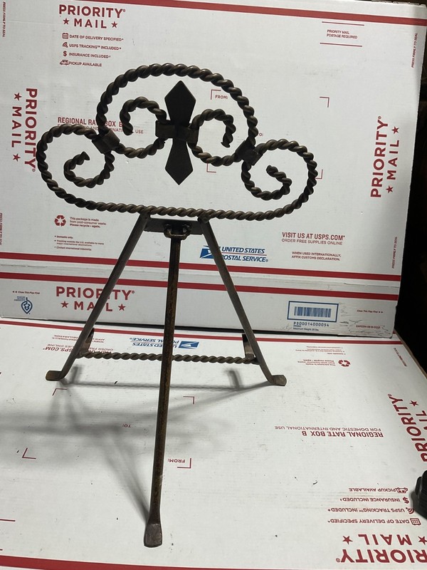 Vintage Iron Easel Stand gallery