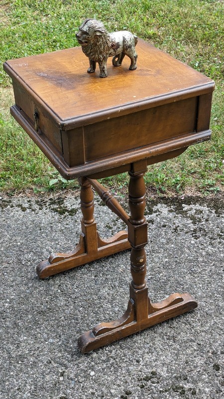 Simmons Furniture End Table Futuristic Antique Deco Depression Era Signature... gallery