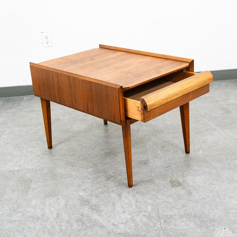 Mid Century Modern Nighstand End Side Table Lane First Edition Walnut Drawer Mcm gallery