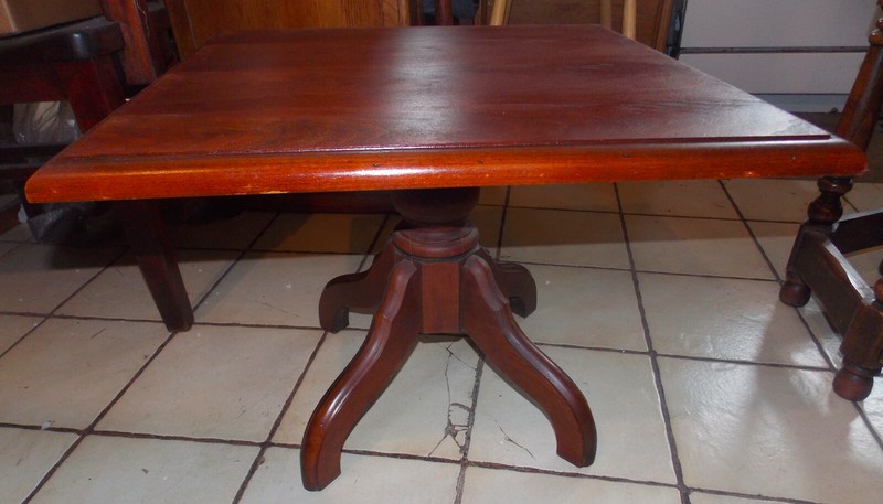 Mid Century Walnut Book Match Veneer Coffee Table (CT217) gallery