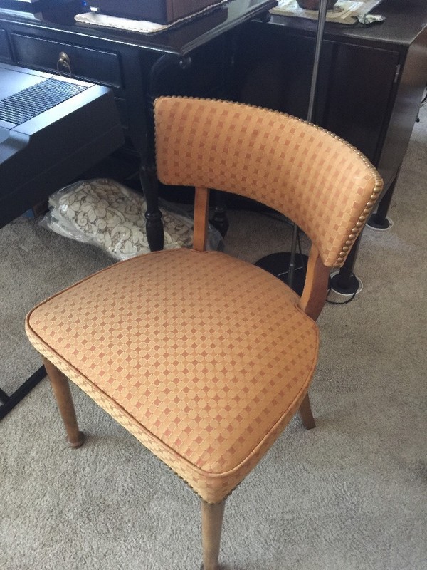 Barnard & Simonds Co. Fold Out Table w/4 Chairs (Solid Wood!) gallery