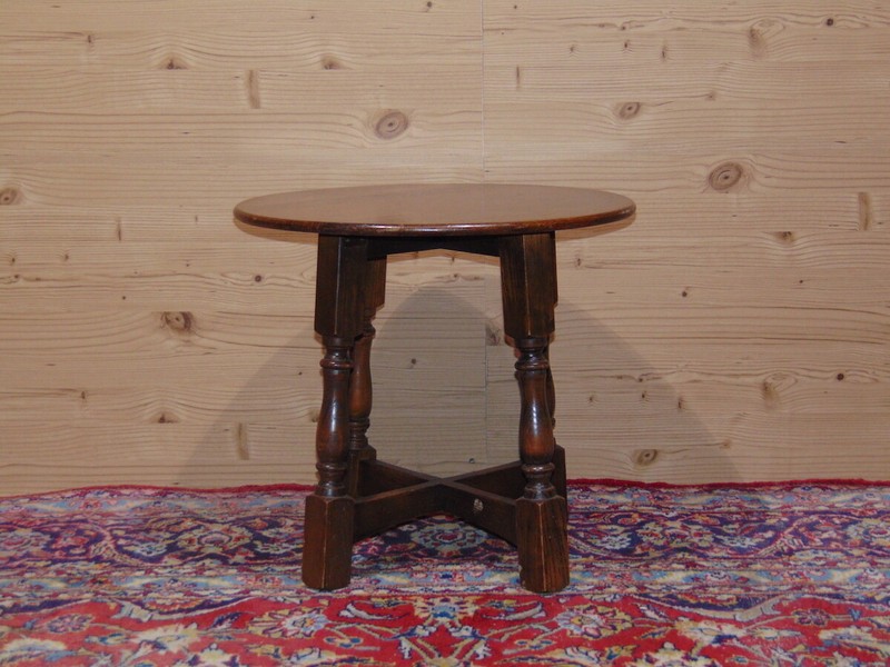 Original oak tea table from the Edwardian era gallery