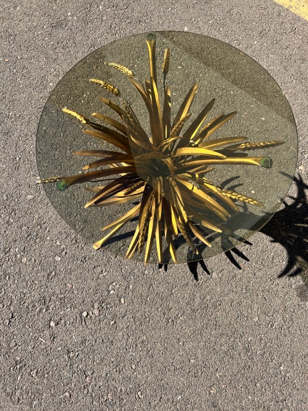 VINTAGE MCM HOLLYWOOD REGENCY SHEAF OF WHEAT GOLD METAL SIDE END TABLE no glass gallery
