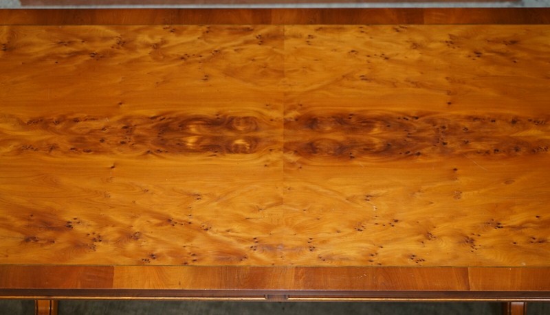 SUBLIME VINTAGE BEVAN FUNNELL EXTENDING BURR YEW WOOD COFFEE TABLE PART OF SUITE gallery