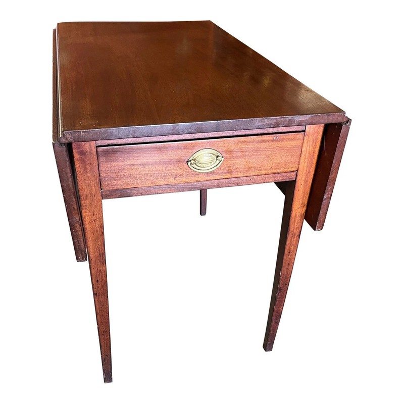 Antique American Southern Pembroke Table