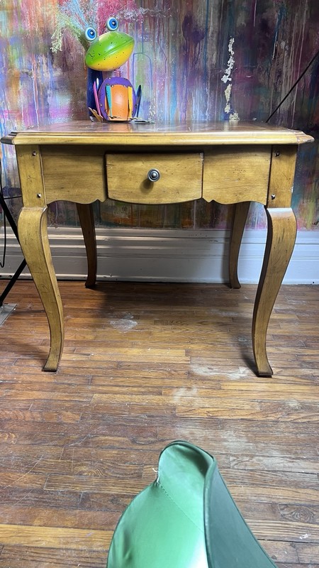 Pair /2 Lexington Furniture Solid Wood /end Table /NightStands Great Condition gallery