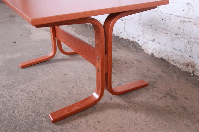 Ingmar Relling for Westnofa Bentwood Teak Siesta Occasional Side Table gallery